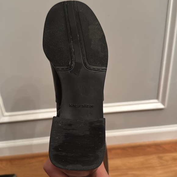 Naturalizer Tall Black Leather Heeled Boots. Size 10 - Picture 6 of 7